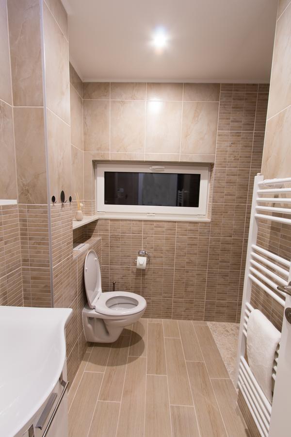 Apartmani Mont 1 ยาโฮรินา ภายนอก รูปภาพ
