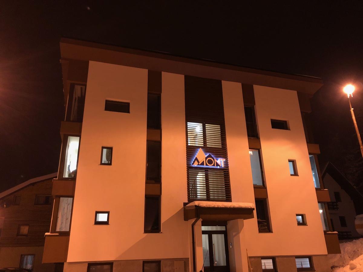 Apartmani Mont 1 ยาโฮรินา ภายนอก รูปภาพ